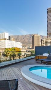 Centrally located Studio with Pool at Zeeland Pier - 710