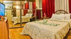 OYO 880 Flores De Musa Inn