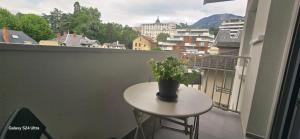 1 Chambre dans appartement neuf, terrasse sud, meublé contemporain, parking