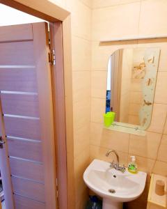 Студия на Французском бульваре 36