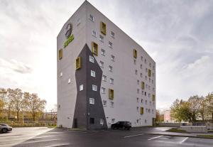 Hotels B&B HOTEL NANTERRE Rueil-Malmaison : photos des chambres