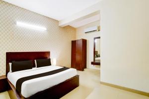 SPOT ON Nest Inn Hotel