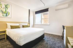Queen Studio room in Nightcap at Hume Hotel