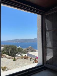 18th Century Traditional Sunset House - Castrum Traditional Suites