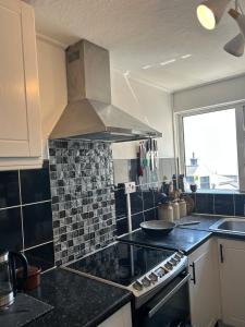 Cosy flat by Penzance harbour