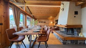 Alpine Loft, Central, Balcony, Parking, Family,PS5