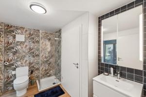 Newly Built 4 Bedrooms Property