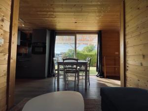 Chalets Bungal-eau : photos des chambres