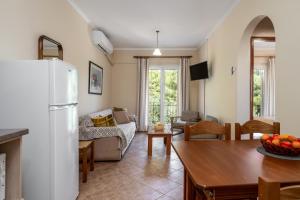 Marias Sea View Apartments