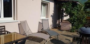 Maisons de vacances Gite fabuleux, jardin, terrasse, parking : Maison 2 Chambres