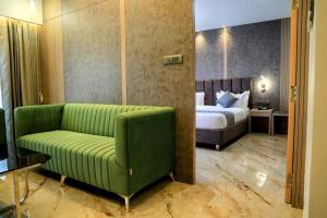 Vivaan Inn