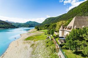 Maisons d'hotes Happy Shelter au Chateau d-Herbelon : photos des chambres