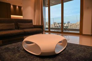 The 1 -Nicosia Elite Stay- Gym Pool 24h Concierge