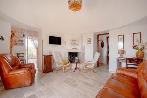 GuestHost - Trulli Italia - Fico dIndia & Casetta Mirto