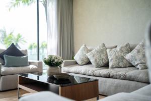 Luxury Beachfront Sea-View Retreat & Pool in Natai