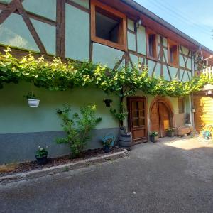 Gîte typique alsacien maison vigneronne 18e siècle