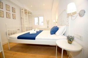 Modern Apartment in Alicante Old Town - City Center - 300mt to the beach