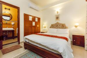 ROYAL SUITE 1 -Hauz Khas Village