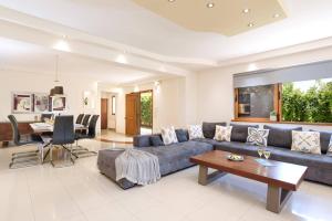 Villa Harmony Rhodes by Villa Plus