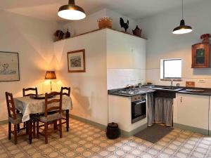 Il Noce Peaceful Tuscan Haven with Pool and Views