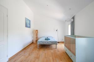 Villas Maison vue colline au calme avec piscine : photos des chambres