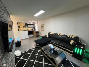 Appartements T2 cosy et renove avec terrasse - proche de Lyon : photos des chambres