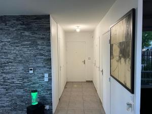 Appartements T2 cosy et renove avec terrasse - proche de Lyon : photos des chambres