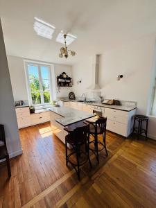 Villa Ecureuils accessible à pied de la gare de Gien à 1h30 de Paris