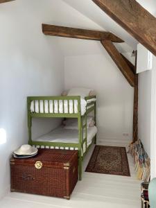 Villas Villa Ecureuils accessible a pied de la gare de Gien a 1h30 de Paris : photos des chambres