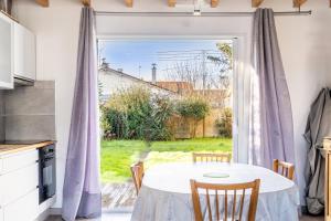 Villas 190, chic, sobre, plage a pied, 6 p : photos des chambres