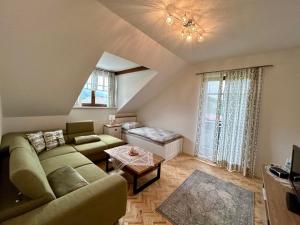 Urlaub am Bauernhof Familie Rößler vlg. Spor