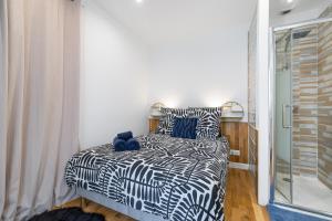 Nice Renting - 5 Massena - Elegant Air-Conditioned Cocoon Quiet Patio Massena