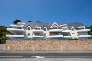 Appartements T2 avec terrasse proche plages : photos des chambres