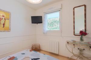 Appartements T2 avec terrasse proche plages : photos des chambres