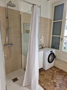 Maisons d'hotes Chateau de Bayssan : Appartement 3 Chambres