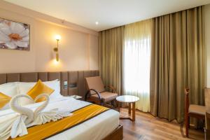 Senora Suites