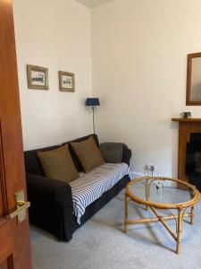 1 Bed Flat Near Edinburgh Castle