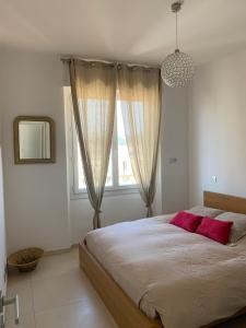Apartment Center Sea View Garage Conciergerie