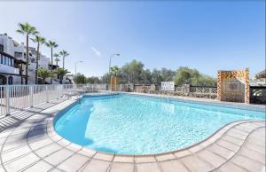 Cura Beach Sea & Sun