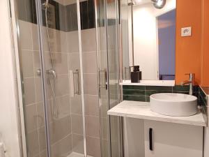 Appartements Le P Tillant : Appartement 2 Chambres