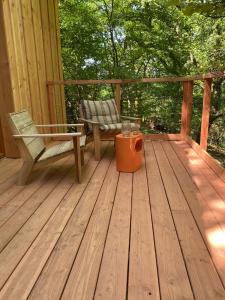 Maisons de vacances La cabane dans les arbres : photos des chambres