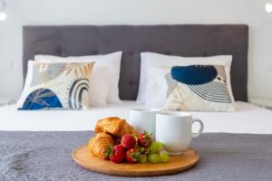 Luxury apartment near the beach