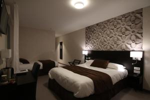 Hotels Logis hotel - La Chambre D'Amiens : photos des chambres