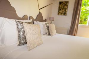 Hotels Hotel Les Oliviers : photos des chambres