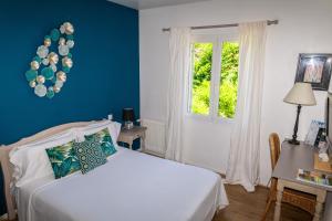 Hotels Hotel Les Oliviers : photos des chambres