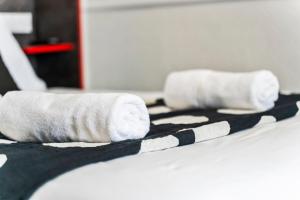 Central Dudley Stay-Sleeps 3, Kitchen&Free Parking