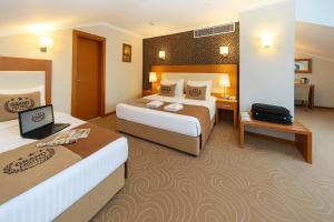 Family Room room in Grand Hotel Avcilar