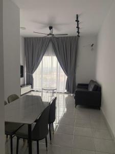 Youth City Residence, Nilai 2R2B, City View with Balcony