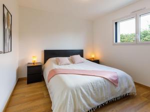Maisons de vacances Holiday Home Le Pre Tarin by Interhome : photos des chambres