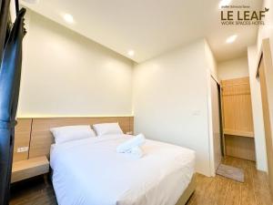 Leleaf Work Spaces Hotel - เลอลีฟ เวิร์คสเปซ โฮเทล ท่าแร่ สกลนคร